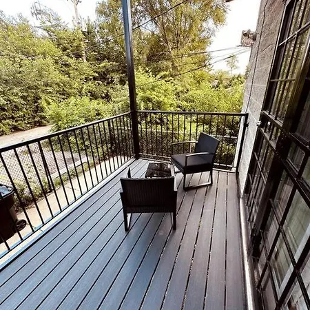 5 Bed 4 Bathroom Home In Chicago 10Min Drive From Downtown